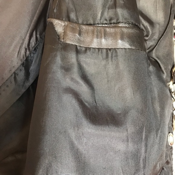 🖤GENTLY USED LG LEATHER VEST W/COMPLETE FOX PELT - Picture 6 of 6